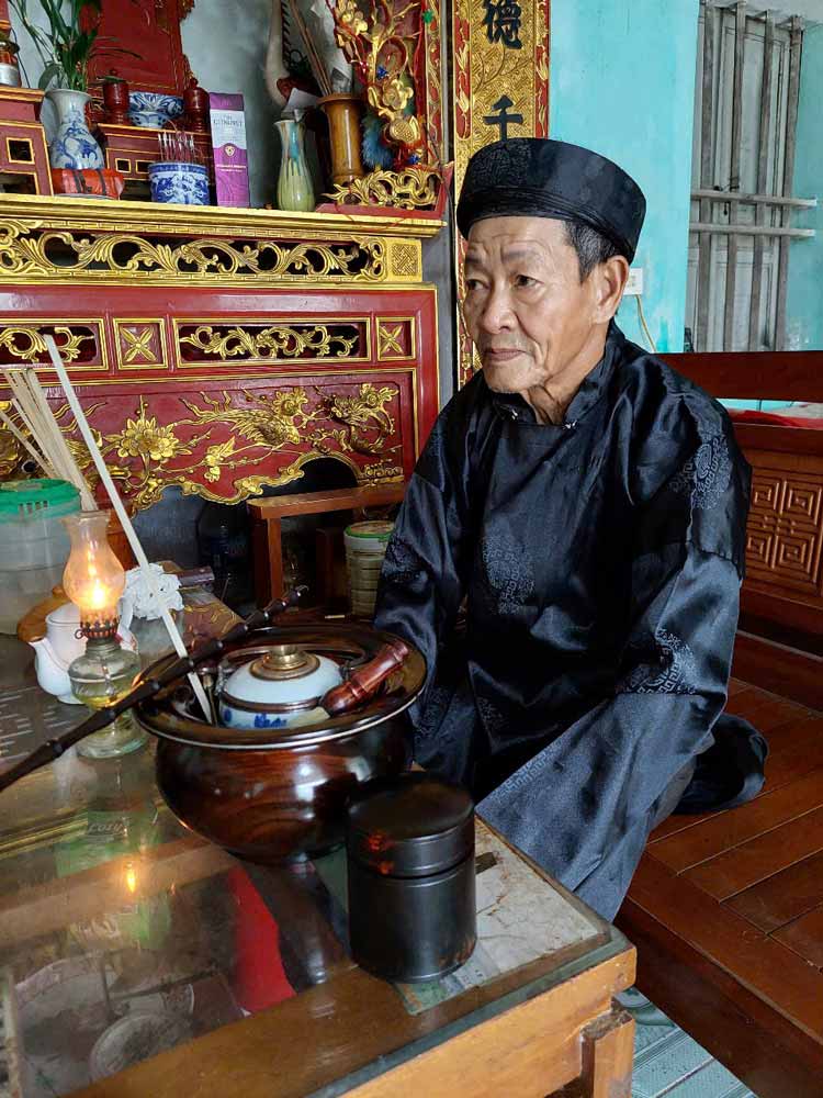 Cách hút điếu bát chuẩn sgk