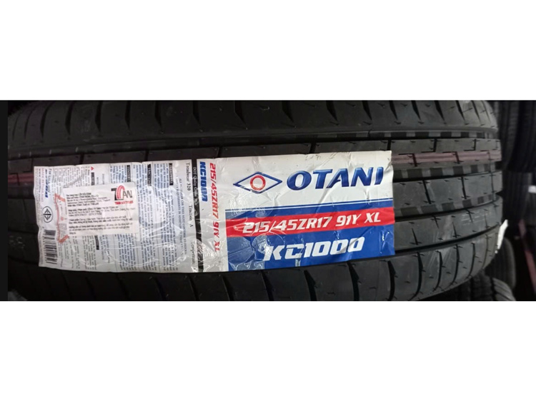 215/45/ZR17<br>Otani Thái Lan hoa KC1000