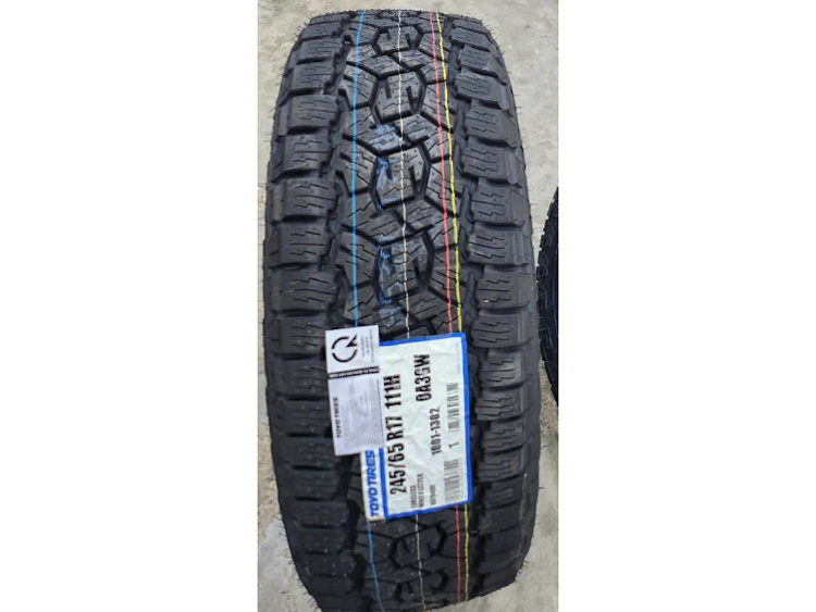 245/65R17<br>Toyo Malai hoa QA35W